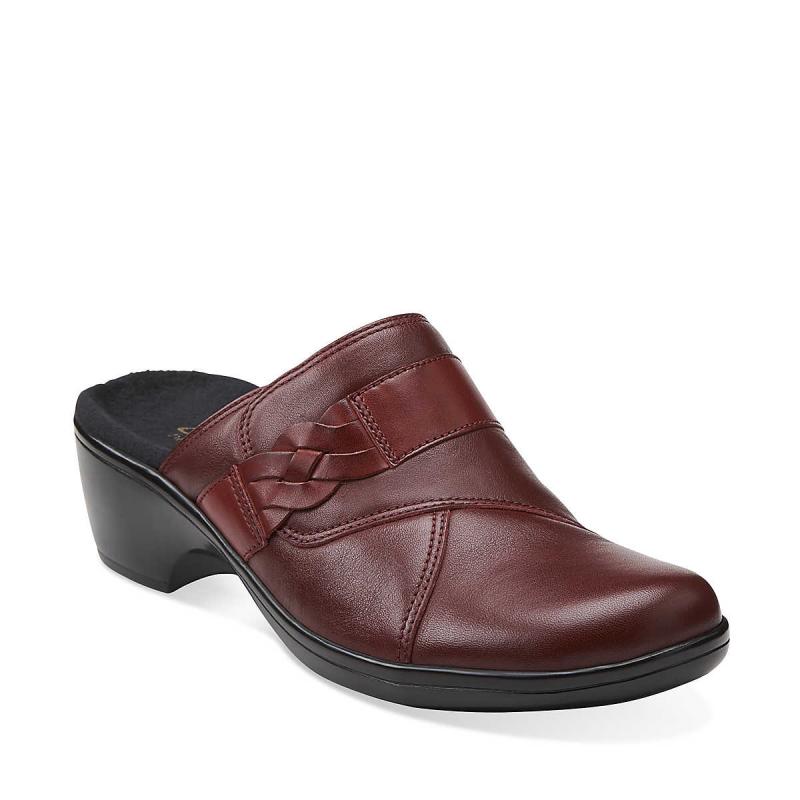 low heel clarks clogs