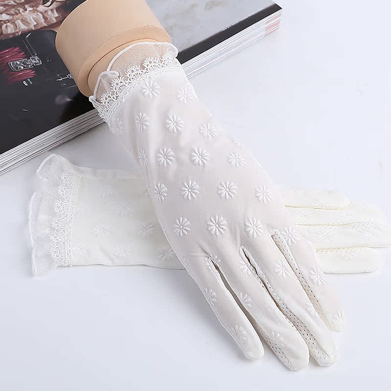 short silk gloves